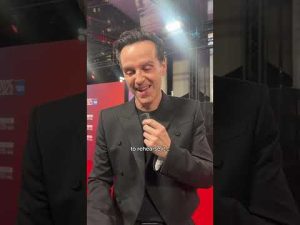 Collaboration, trust, and rehearsal - The Linklater way. - Blue Moon